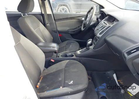 2014 Ford Focus Se z USA, uszkodzony, nr VIN 1FADP3F24EL404924